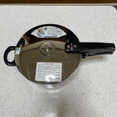 新品　5.5ℓ 圧力鍋　