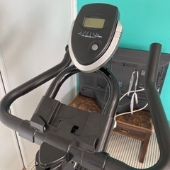 6/5引取り限定　エアロバイク　フィットネスバイクの画像