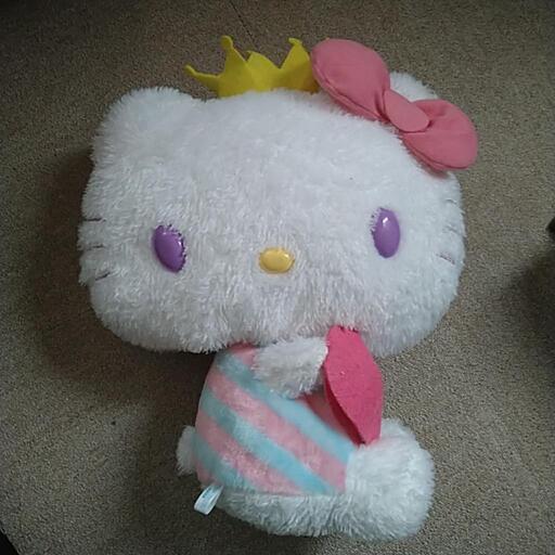 ぬいぐるみ　キティちゃん