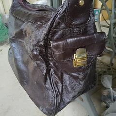 ショルダーバッグの画像