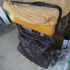 ショルダーバッグの画像