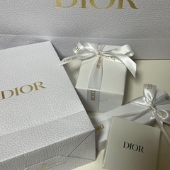 クリスマスプレゼントにも！ミスディオール　香水とハンドクリームセットの画像