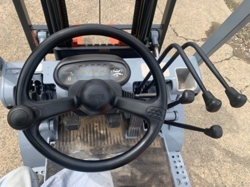 トヨタフォークリフト 1トン アワーメーター824時間 近隣送料無料！