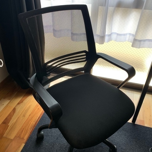 メッシュオフィスチェア 黒