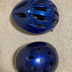 ヘルメット（大人用と子供用）２個