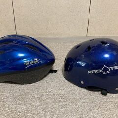 ヘルメット（大人用と子供用）２個の画像