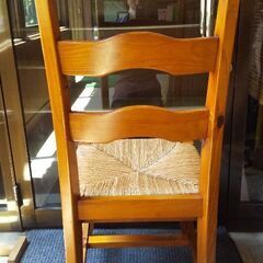 椅子、桧材の画像