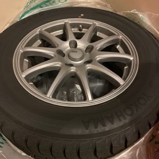 ヴェルファイア用　スタッドレスタイヤ　4本セット