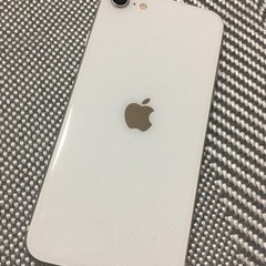 ジャンク iPhone SE第2世代 128GB ホワイト