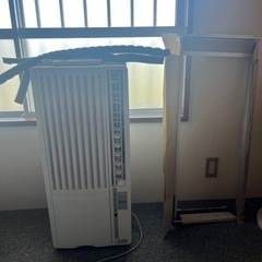 窓枠タイプのエアコン