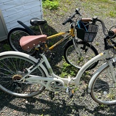子供用マウンテンバイクと折り畳み自転車