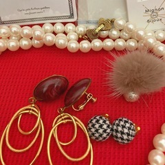 【あげます】＊トランテアンソンドゥモード、オペークドットクリップ＊パールネックレスほかアクセサリーセット＊の画像