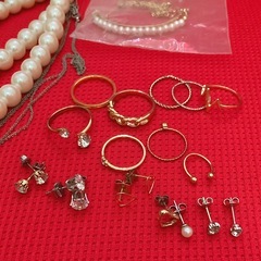 【あげます】＊トランテアンソンドゥモード、オペークドットクリップ＊パールネックレスほかアクセサリーセット＊の画像