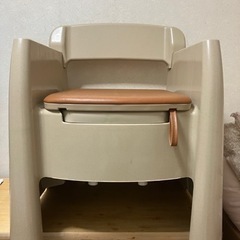 ポータブルトイレ　自宅介護などに