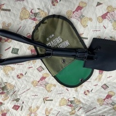 携帯 携行シャベル＆ツルハシ 保管品の画像