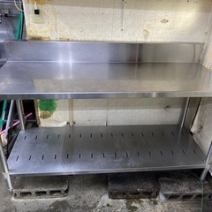 業務用キッチンテーブル2段あげます。他