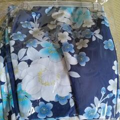 紺色に花柄  浴衣  未使用の画像