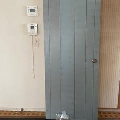 お話中　ドア② 水色/白