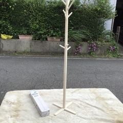 引渡済　工具不要　簡単組み立て　ポールハンガー　白
