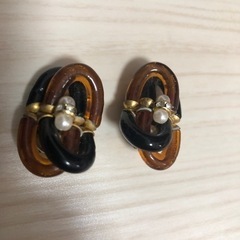 ブラウン　イヤリング　両耳