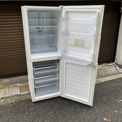 ★シャープ★冷蔵庫★SJ-PD28E-W★2019年式★125Lの大容量冷凍室「メガフリーザー」★プラズマクラスターイオンで除菌★「ナ