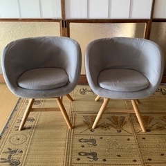 モモナチュラル  回転椅子　２脚セット