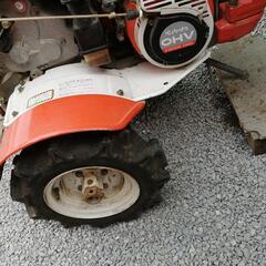 クボタ歩行型農用トラクターの画像