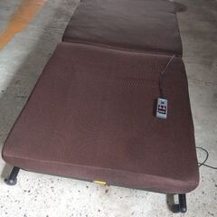 譲り先決まりました。皆様ありがとうございました～電動ベッド　リク...