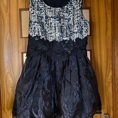 ドレスとスカート