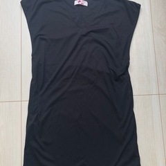 E hyphen world gallery 黒のワンピース