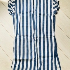 ストライプのワンピースの画像
