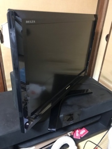 32型テレビ　TOSHIBA REGZA