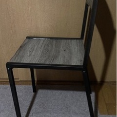 椅子2脚　無料で譲ります。の画像