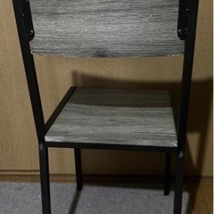 椅子2脚　無料で譲ります。の画像