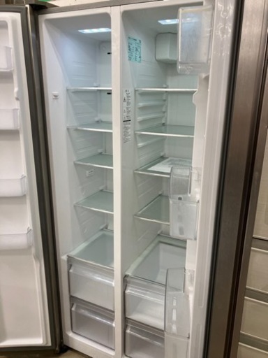 AQUA?収納力絶大?冷凍冷蔵庫7800