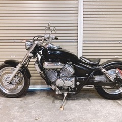 ホンダ　マグナ250 配送可能　支払いは現金or振り込みも可能　黒カスタムの画像