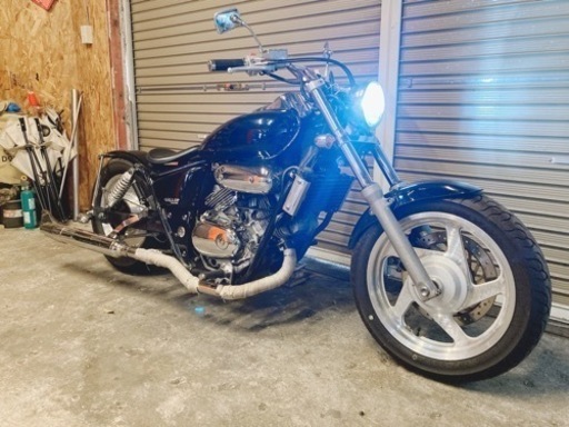 ホンダ　マグナ250 配送可能　支払いは現金or振り込みも可能　黒カスタム