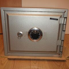 【中古品】金庫