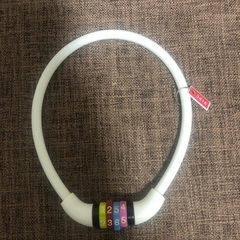 自転車のカギの画像