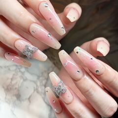 ネイルサロンでスキルアップの画像