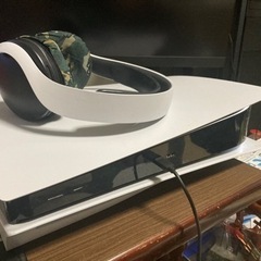 プレステ本体5、ゲーミングモニター(スピーカー内蔵).純正ヘッドセット