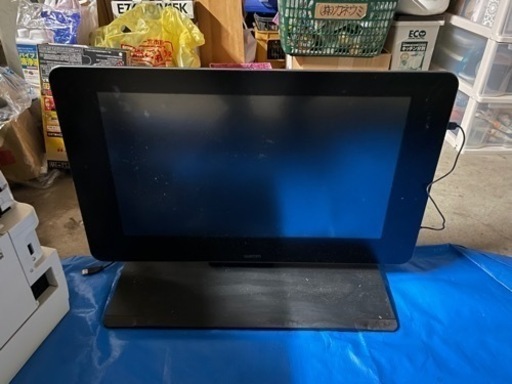 Wacomcintiq27インチDTK2700K左手デバイスついてます