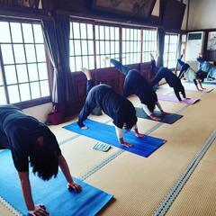 【戸田市】お寺でヨガの画像