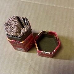 爪楊枝入れの画像