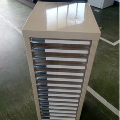 書類収納　キャビネット　中古