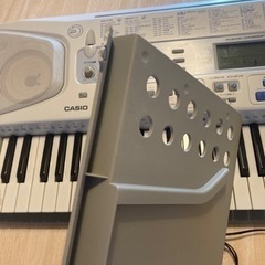 光るナビゲーション　ピアノの画像