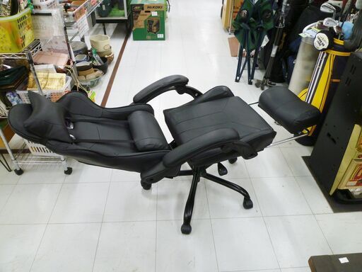 ゲーミングチェア GMC-71 フットレスト 座面高42-50cm 昇降式 肘付き ブラック イス 椅子 アイリスオーヤマ 苫小牧西店 ゲーミングチェア GMC-71 フットレスト 座面高42-50cm 昇降式 肘付き