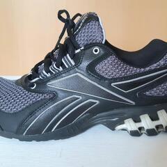 Reebokスニーカー　27.5cmの画像