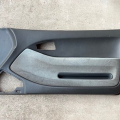 車の内張り張替えできる方
