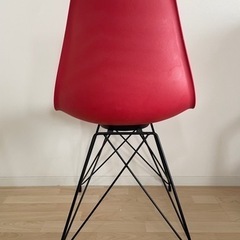 デザインチェア 椅子 レッドの画像